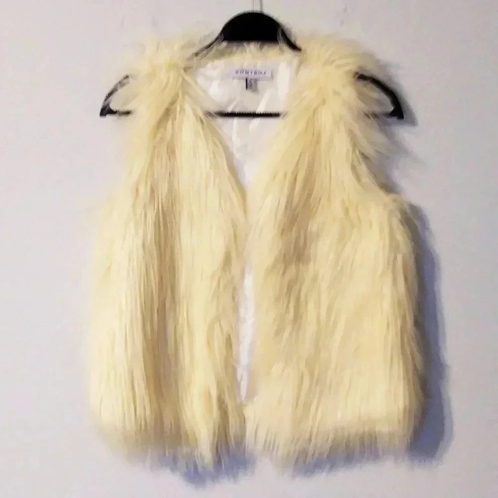 Kontrol‎ Beige Faux Fur Vest